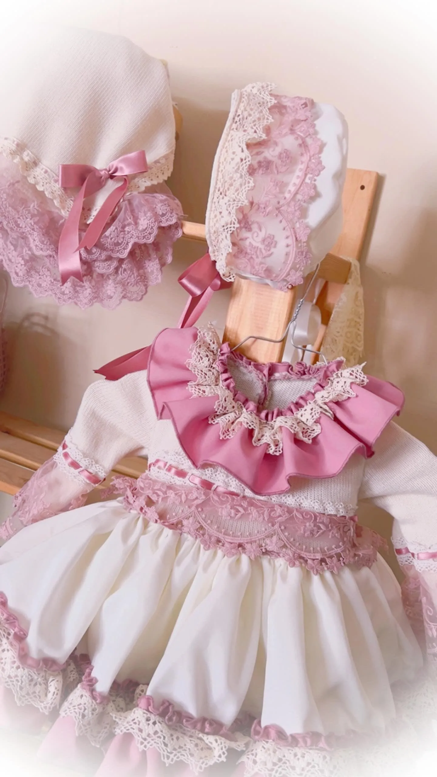 Ela Confeccion AW24 PRE-ORDER - Girls Cream and Pink Dress & Knickers