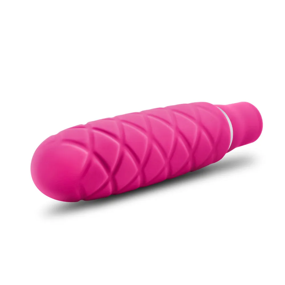 Luxe By Blush® | Cozi Fuchsia 4.75-Inch Vibrating Mini Vibrator